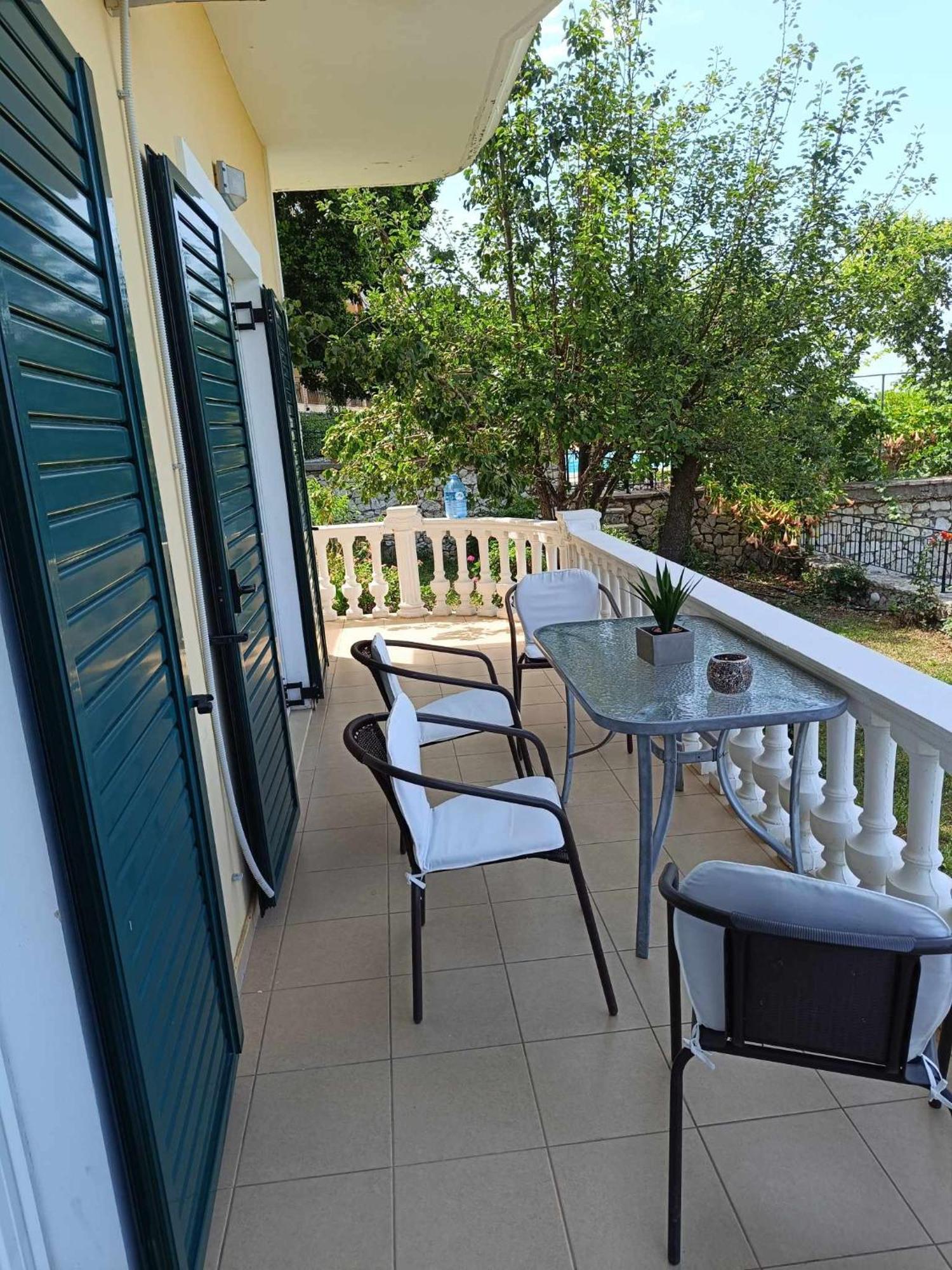 Lovely View Apartments Himarë Dış mekan fotoğraf